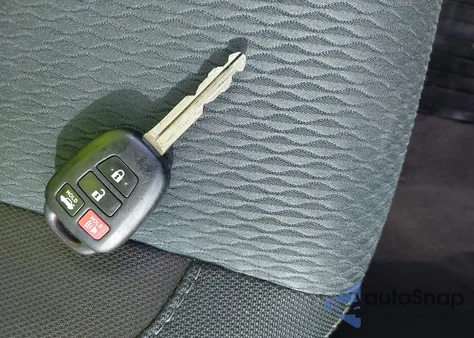 2018 Toyota Corolla Le из США, поврежденный, VIN 2T1BURHE0JC973310